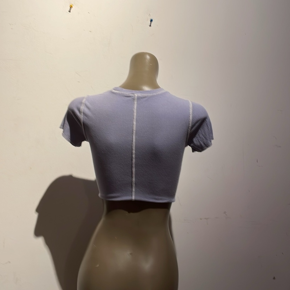 Garage Light Purple Ribbed Crop Top - Picture 2 of 3